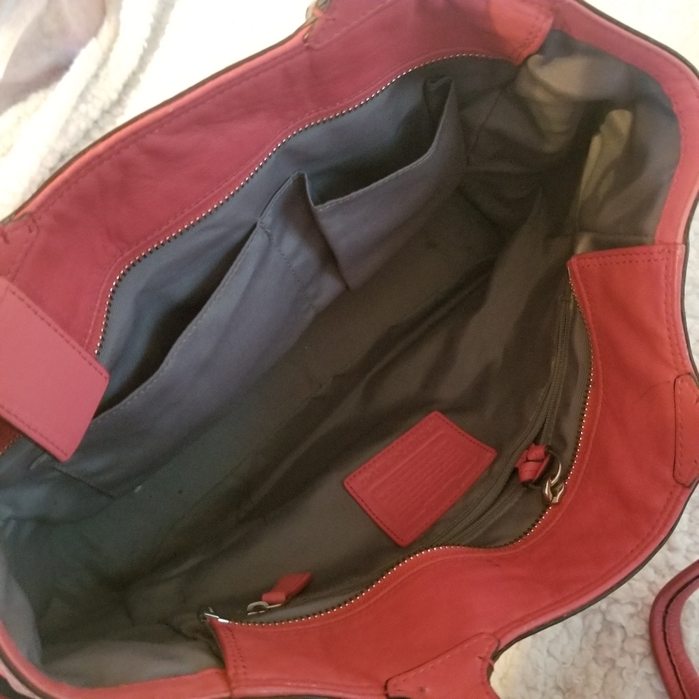 Coach Gallery East West Tote Genuine Leather Purse Coral Color Bag F15147 - Picture 9 of 11